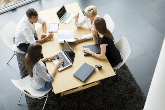 Avocat spécialisé droit social Cergy